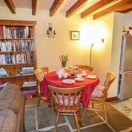 Holiday home Ivy Cottage, Scarborough *